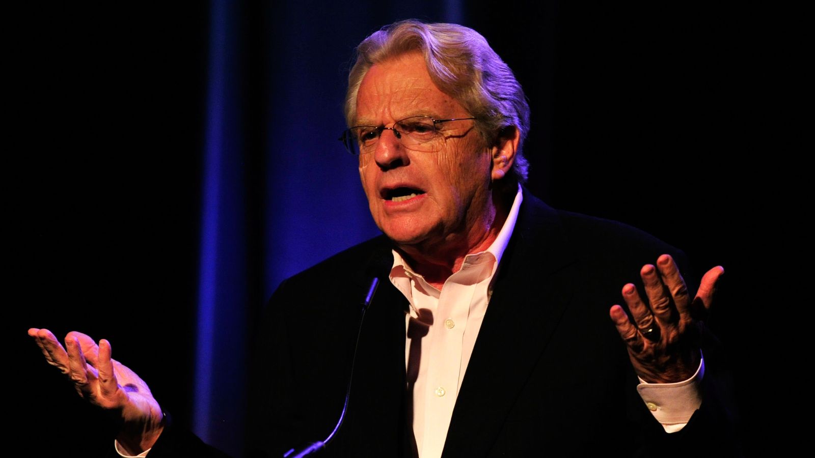 Jerry Springer dies at the age of 79