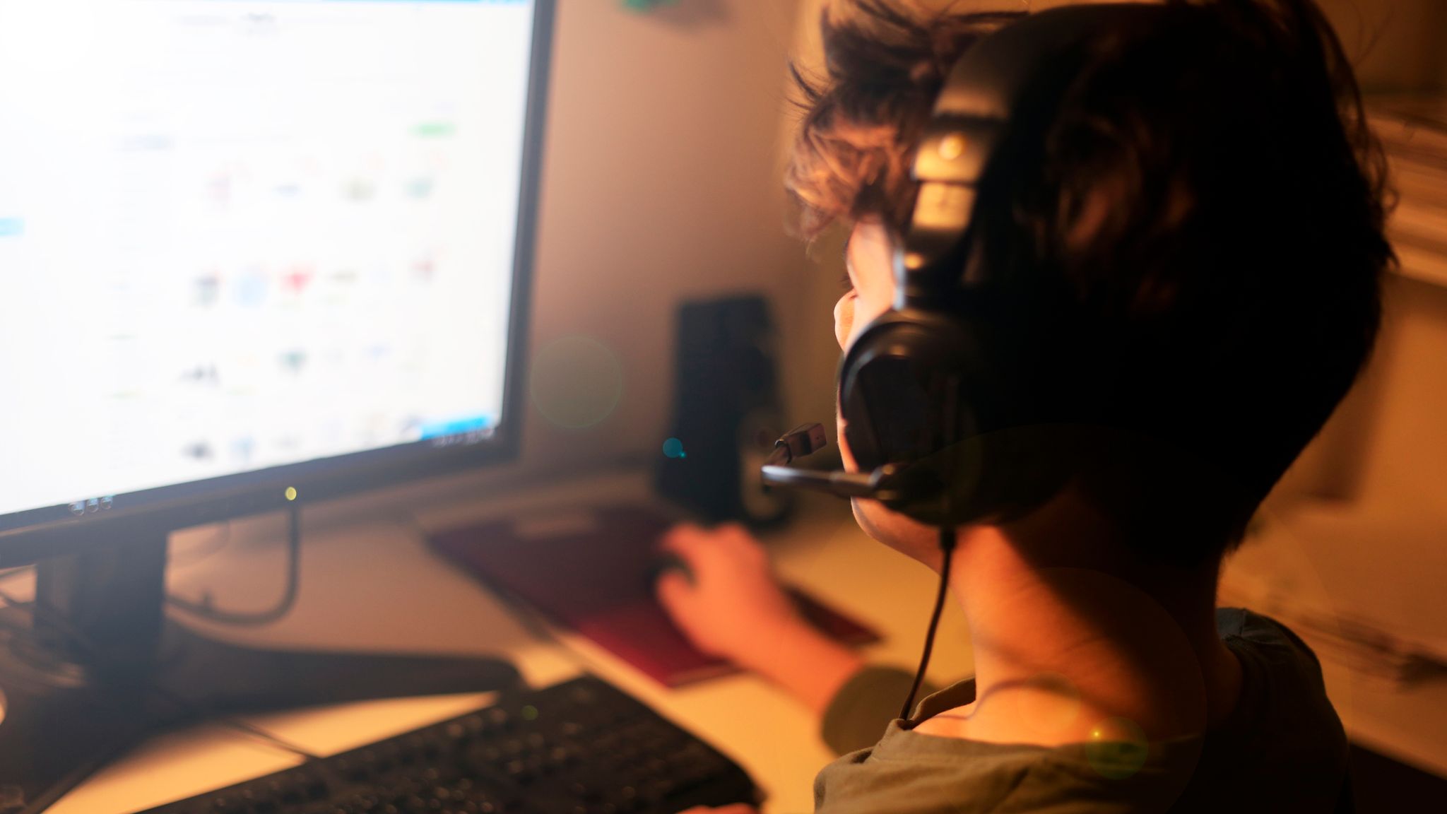 Extremist Views Flourishing In Schools Thanks To Dangerous Online 