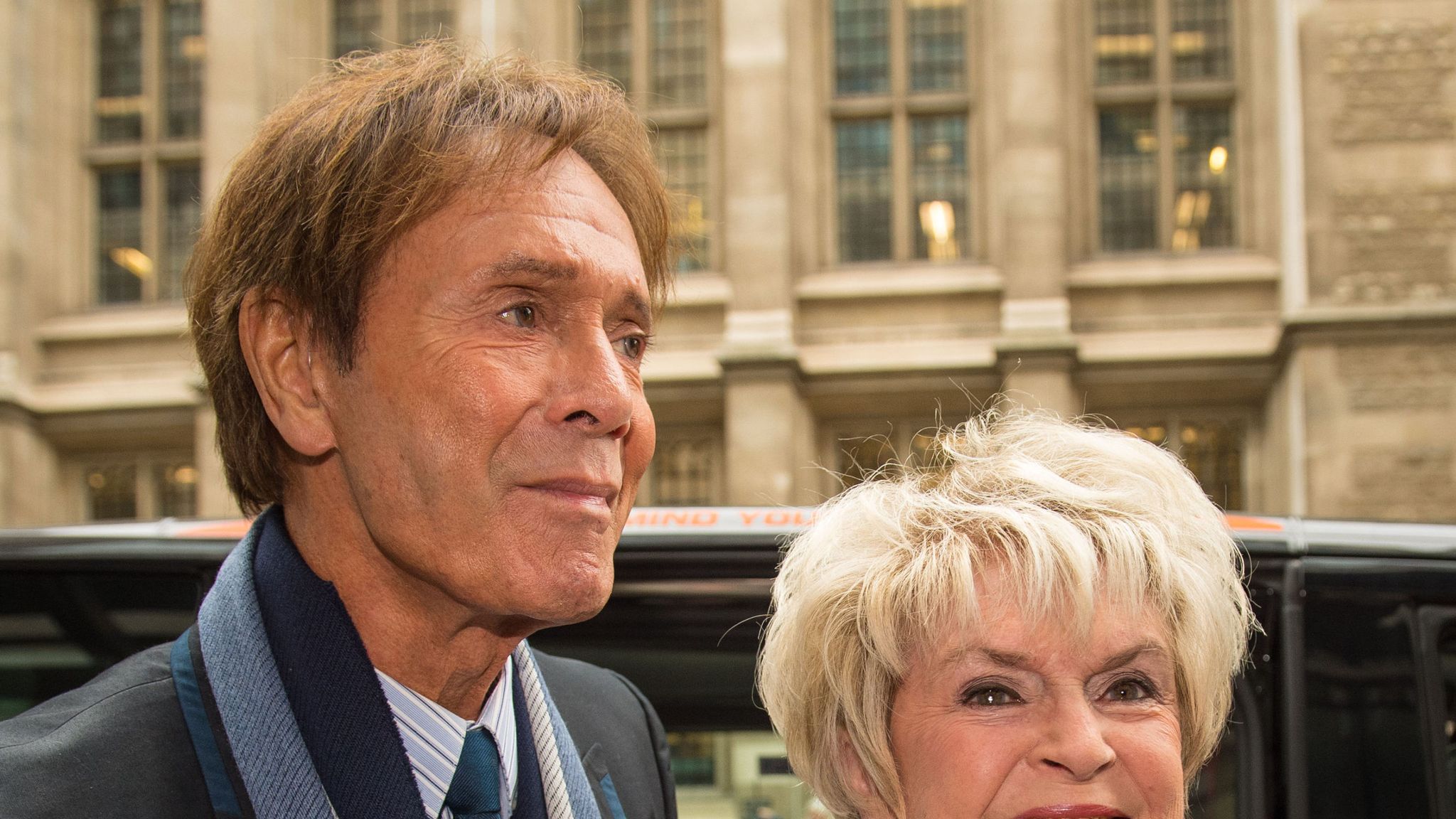Sir Cliff Richard Breaks Down In Tears As He Gives Evidence During Bbc Trial Uk News Sky News 2797