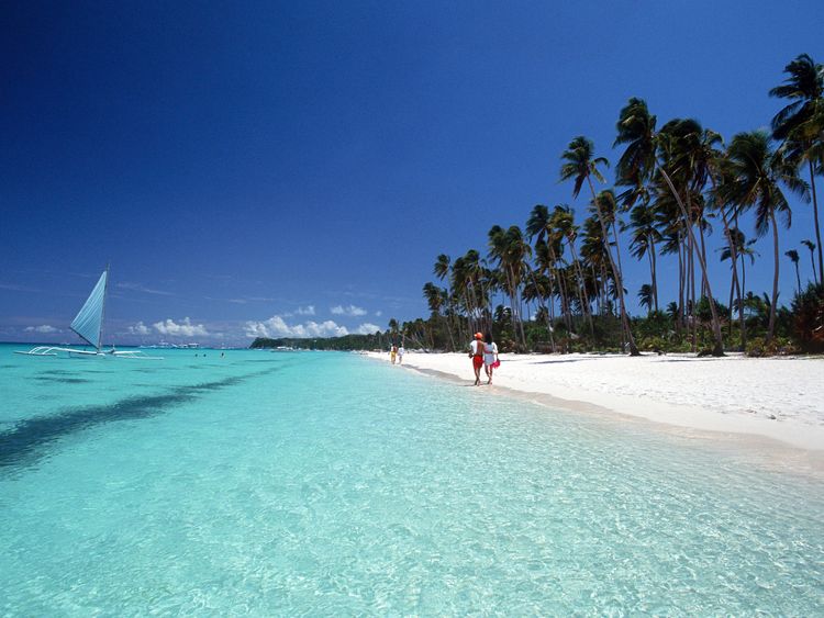 A white sandy beach in Borocay, Philippines