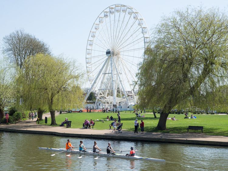 People enjoying the weather in Stratford Upon Avon