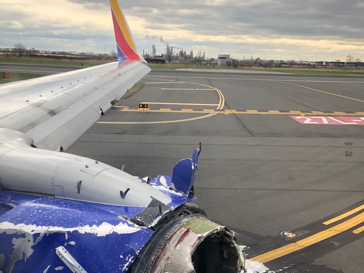 A passenger posted a photo of the damaged engine. Pic: @joeasaprap