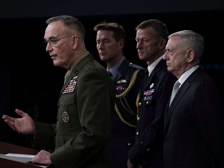 US Defence Secretary Jim Mattis (R) and Chairman of the Joint Chiefs of Staff Gen Joseph Dunford (L)