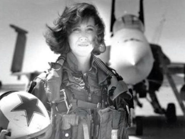 Tammie Jo Shults during her time with the US Navy in 1993. Pic: Military Fly Moms