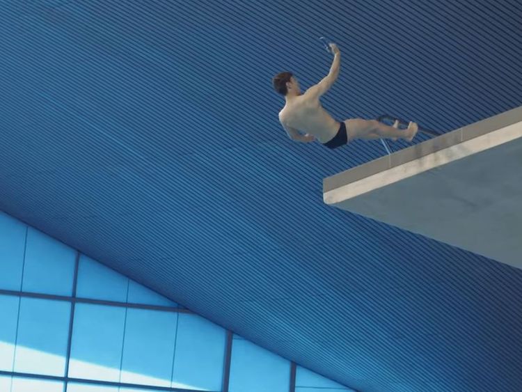 'Misleading' Tom Daley phone advert is banned