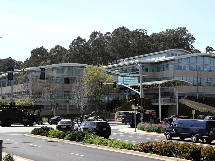 Police were called to an &#39;active shooter&#39; at YouTube&#39;s headquarters