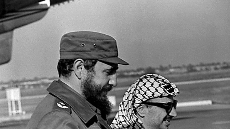 Fidel Castro with Yassar Arafat on the PLO leader&#39;s first visit to Cuba in 1974