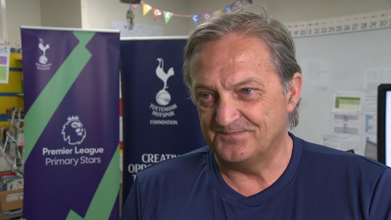 Former Spurs defender Gary Mabbutt is trying to encourage people to reduce the amount of plastic they use
