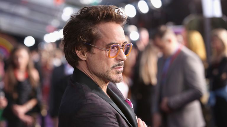 Robert Downey Jr poses at the premiere