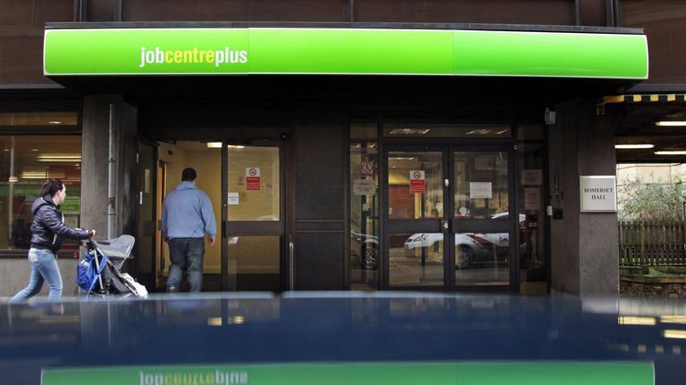 Claimants feel the Jobcentre doesn&#39;t offer enough support