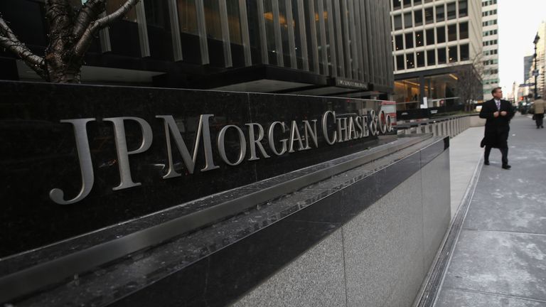 The JPMorgan Chase headquarters stands in Midtown Manhattan on January 8, 2014 in New York City