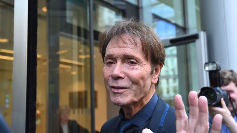 Sir Cliff Richard case: Reporter Dan Johnson 'guessed' singer's name in ...