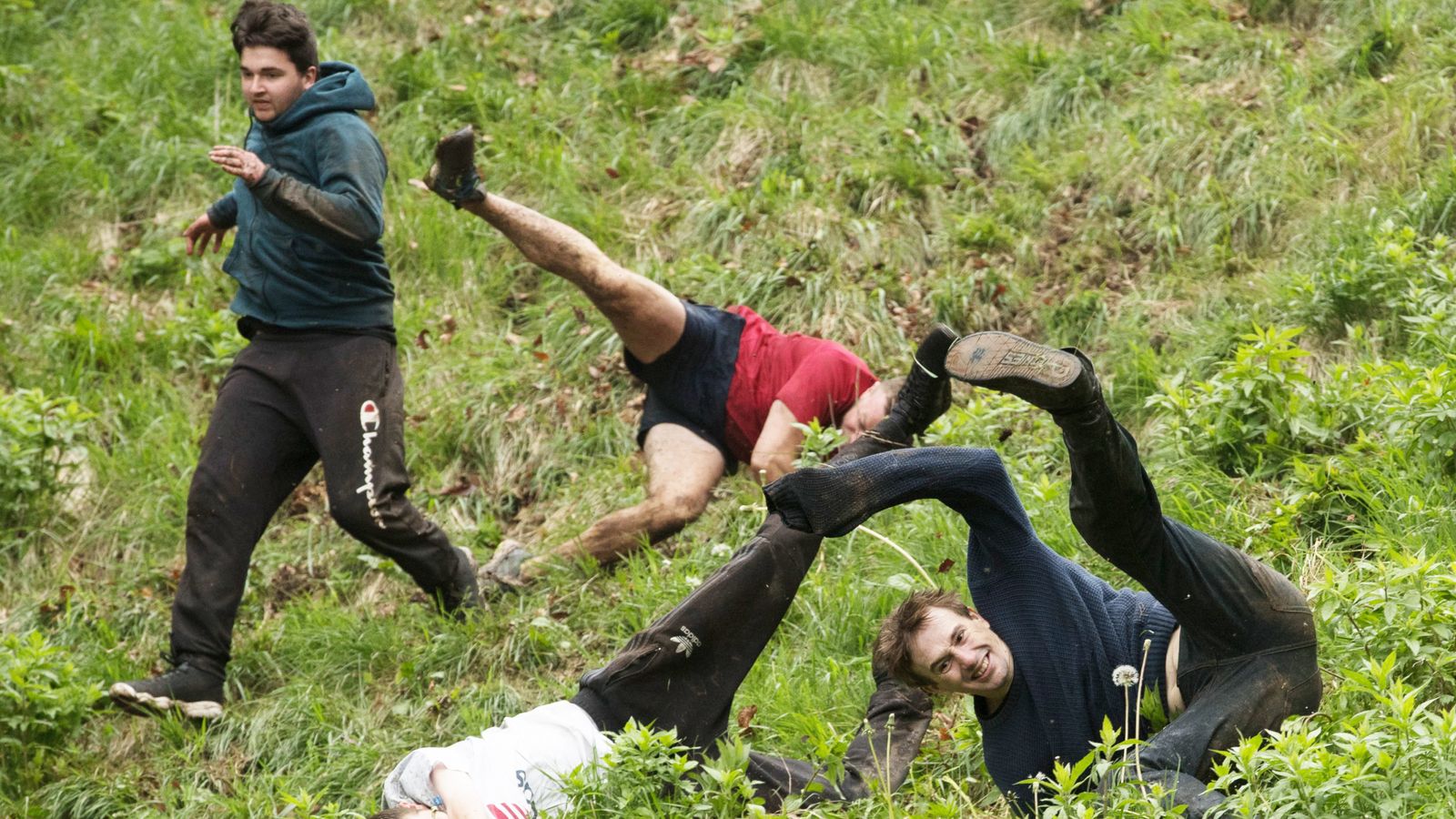 Cheese chasers in downhill dash News UK Video News Sky News
