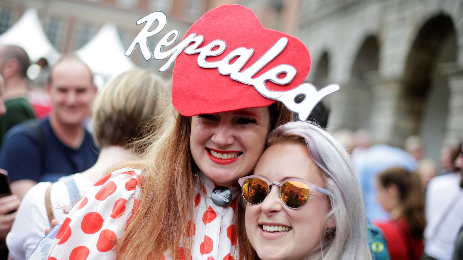 Irish abortion referendum result - Landslide win for pro-choice campaigners