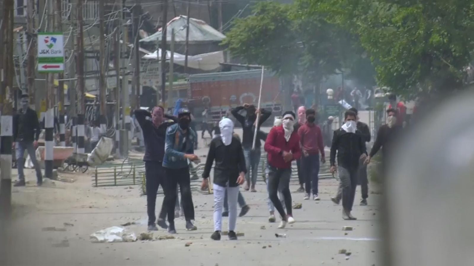 Kashmir Unrest: Protests After Indian Soldiers Shoot Five Rebels Dead ...