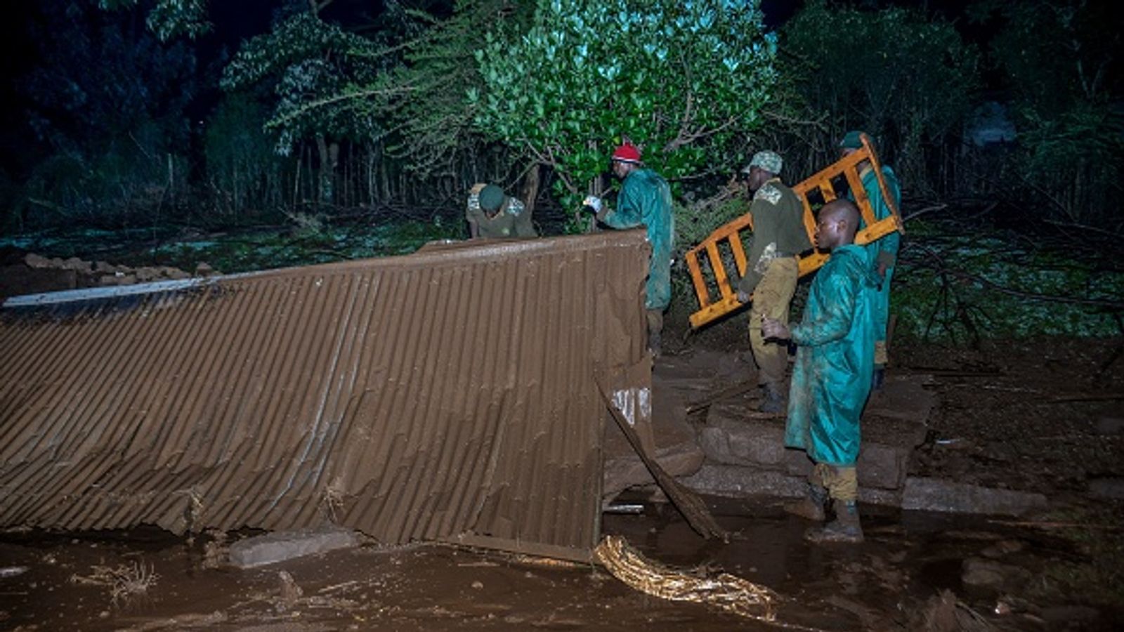 Dozens killed as Kenya dam bursts, causing 'huge destruction' World