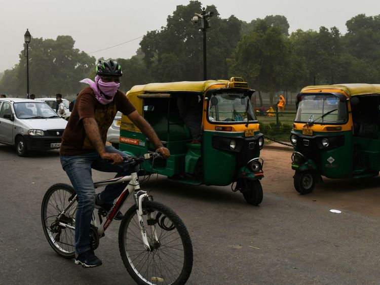 Dust storm in New Delhi