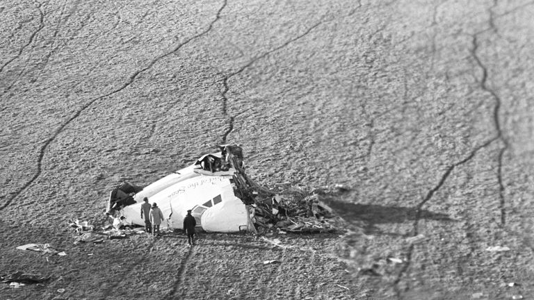 The cockpit section of the Pan Am Boeing 747 lies on Banks Hill near Lockerbie