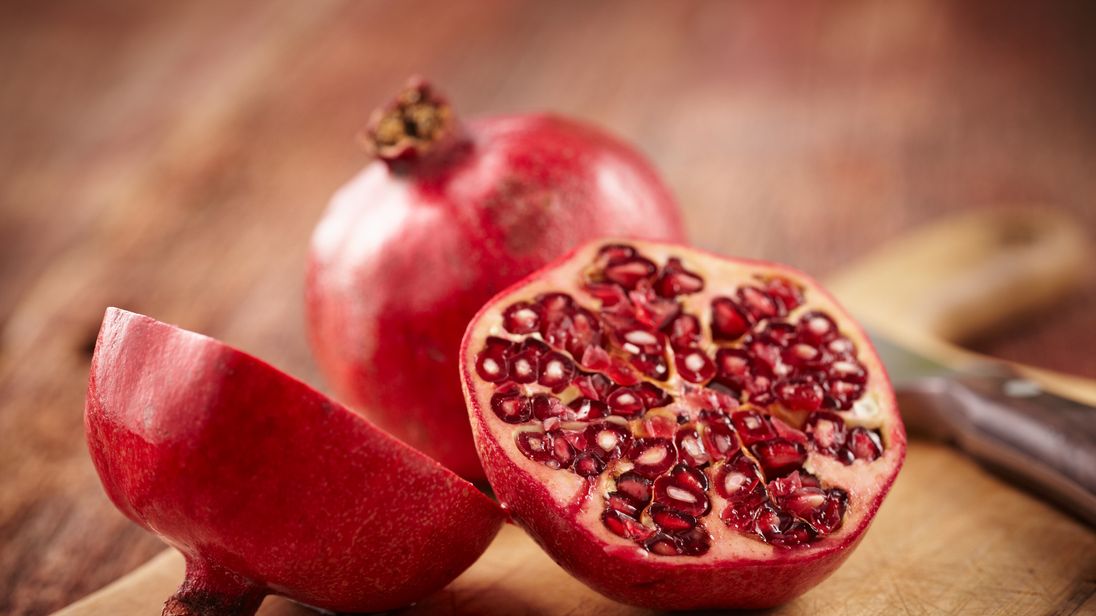 After eating frozen pomegranate, woman dies from hepatitis A