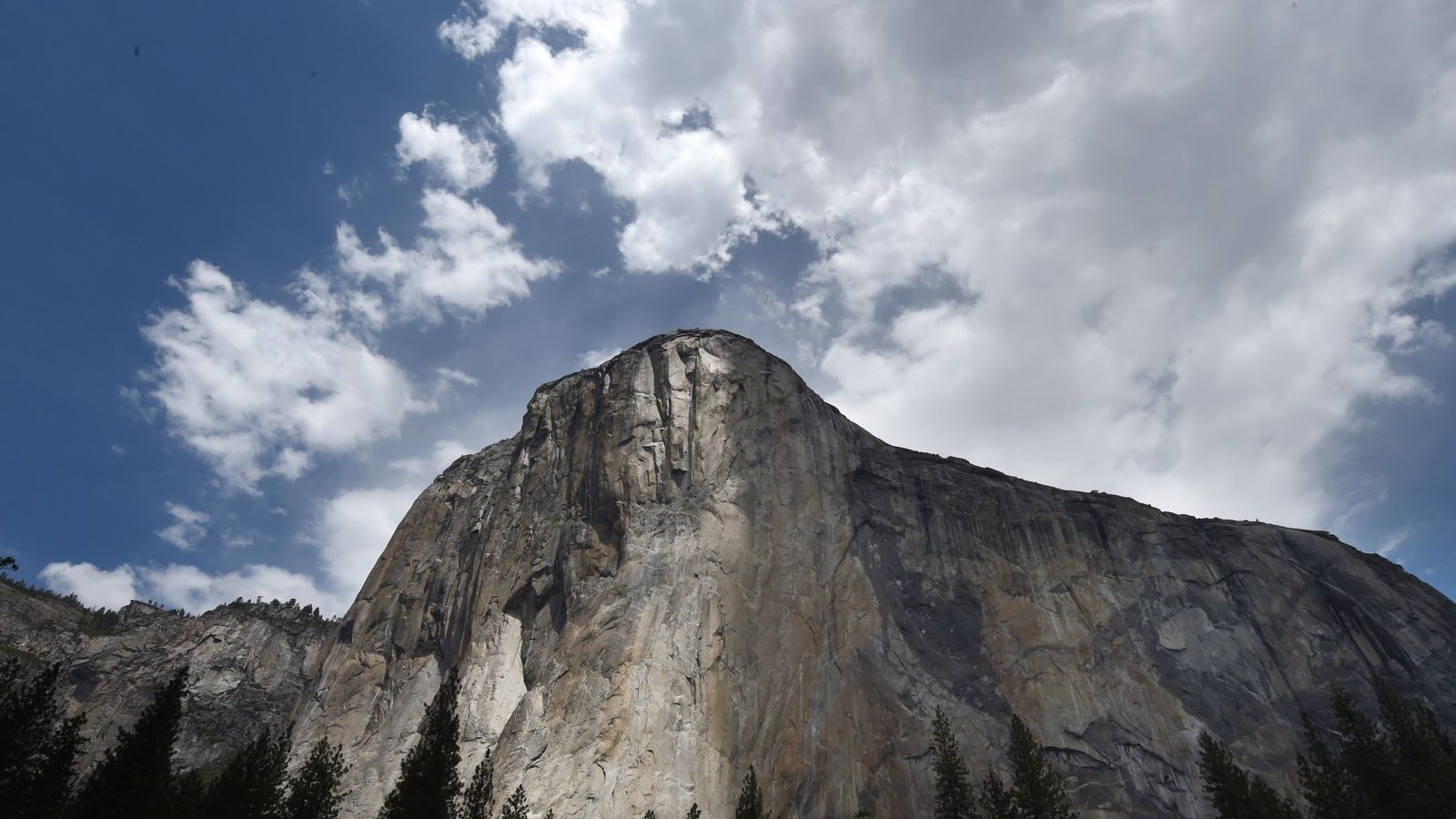 Two climbers fall to their deaths from Yosemite's El Capitan US News