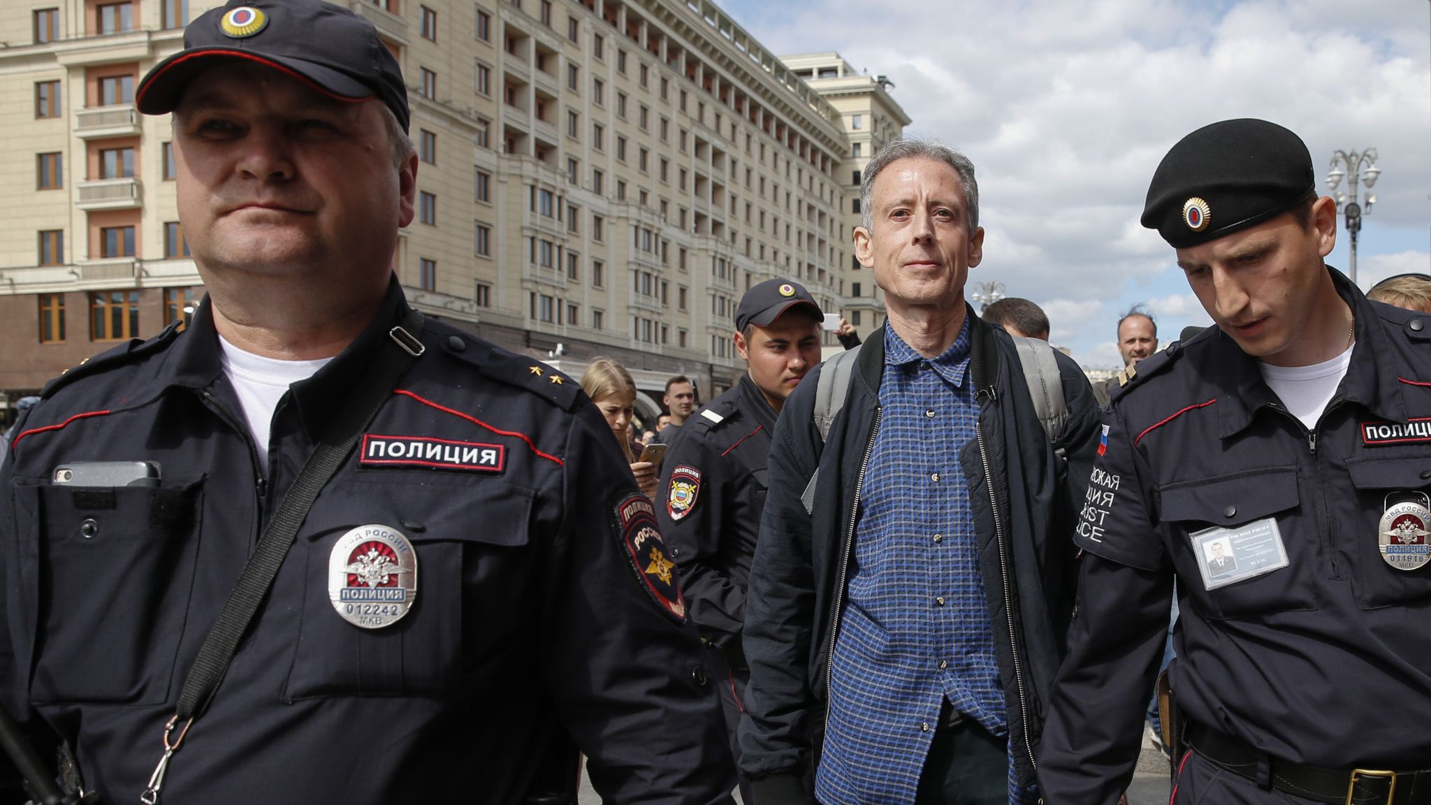 British LGBT campaigner Peter Tatchell detained by Russian police | World  News | Sky News