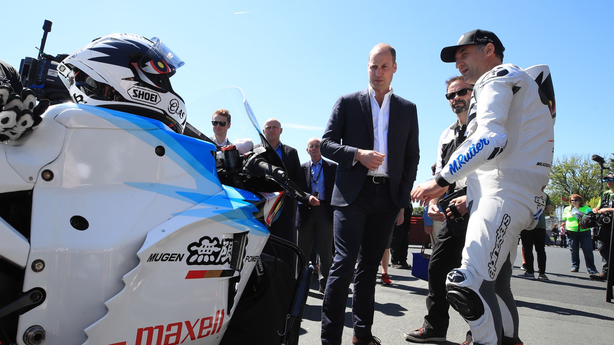 Prince William tests motorbike at Isle of Man TT but Kate won't be