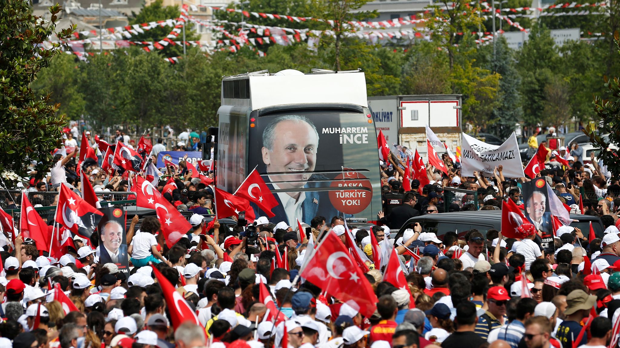 Polls close in Turkey's highstakes elections World News Sky News