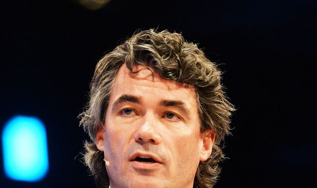 Former BT chief Patterson gives up £500,000 bonus