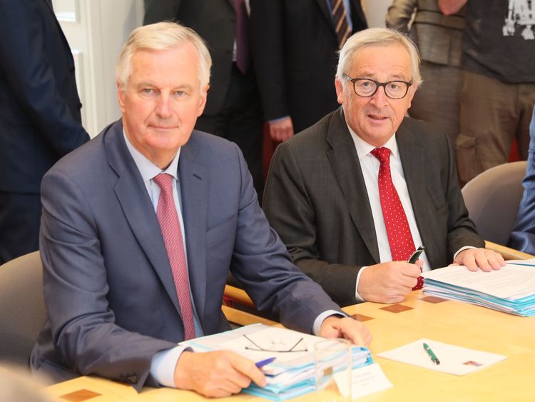 President of the European Commission, Jean-Claude Juncker (right) and Michel Barnier, EU Chief Negotiator for Brexit (left) 
