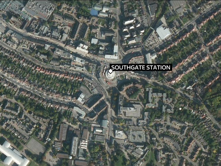 Officers remain at Southgate tube station. Enquires are ongoing to establish the cause of a reported minor explosion at 19:03pm