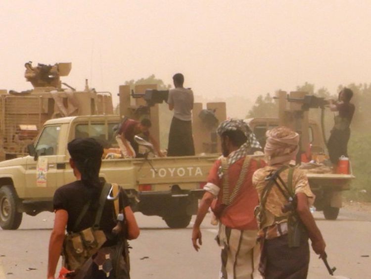 Government troops 'capture Yemeni airport' Government troops 'capture Yemeni airport'