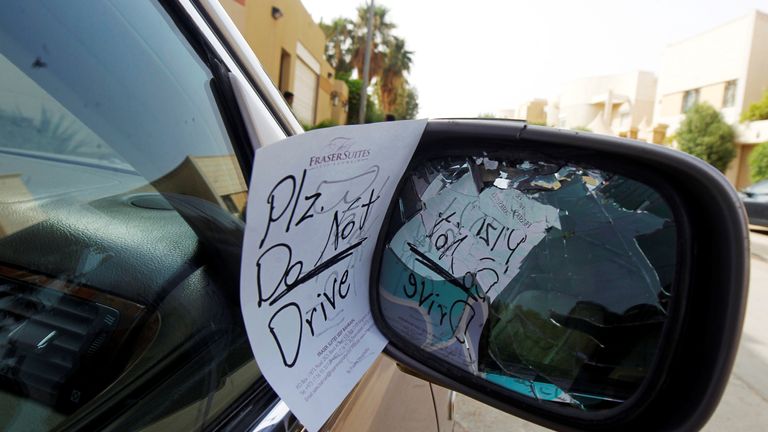 A note placed by an unknown person on female driver Azza Al Shmasani&#39;s car, is pictured in Saudi Arabia June 22, 2011. Picture taken june 22, 2011. REUTERS/Fahad Shadeed/File photo
