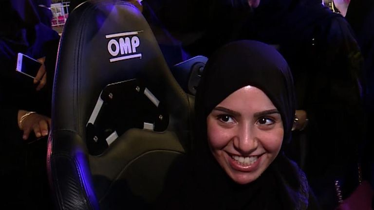 Women in Saudi Arabia are learning to drive