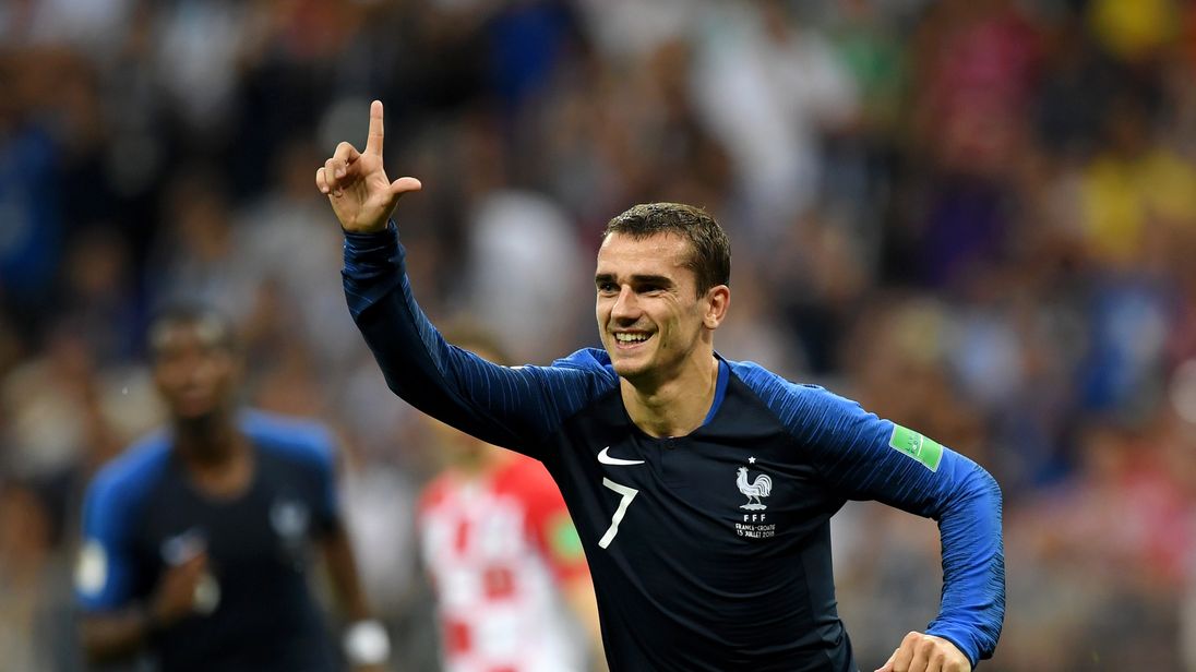 MOSCOW, RUSSIA - JULY 15: Antoine Griezmann of France celebrates after scoring a penalty for his team&#39;s second goal during the 2018 FIFA World Cup Final between France and Croatia at Luzhniki Stadium on July 15, 2018 in Moscow, Russia. (Photo by Matthias Hangst/Getty Images)
