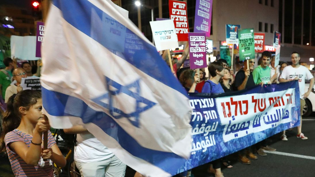 Israel adopts controversial Jewish nation-state law