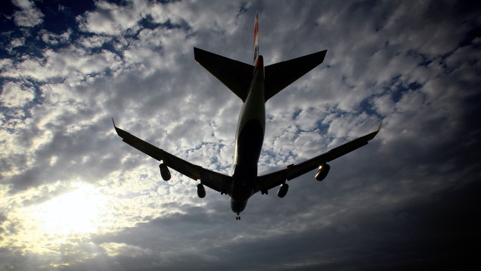 Aviation agency hunts staff for 'no deal' Brexit Aviation agency hunts staff for 'no deal' Brexit