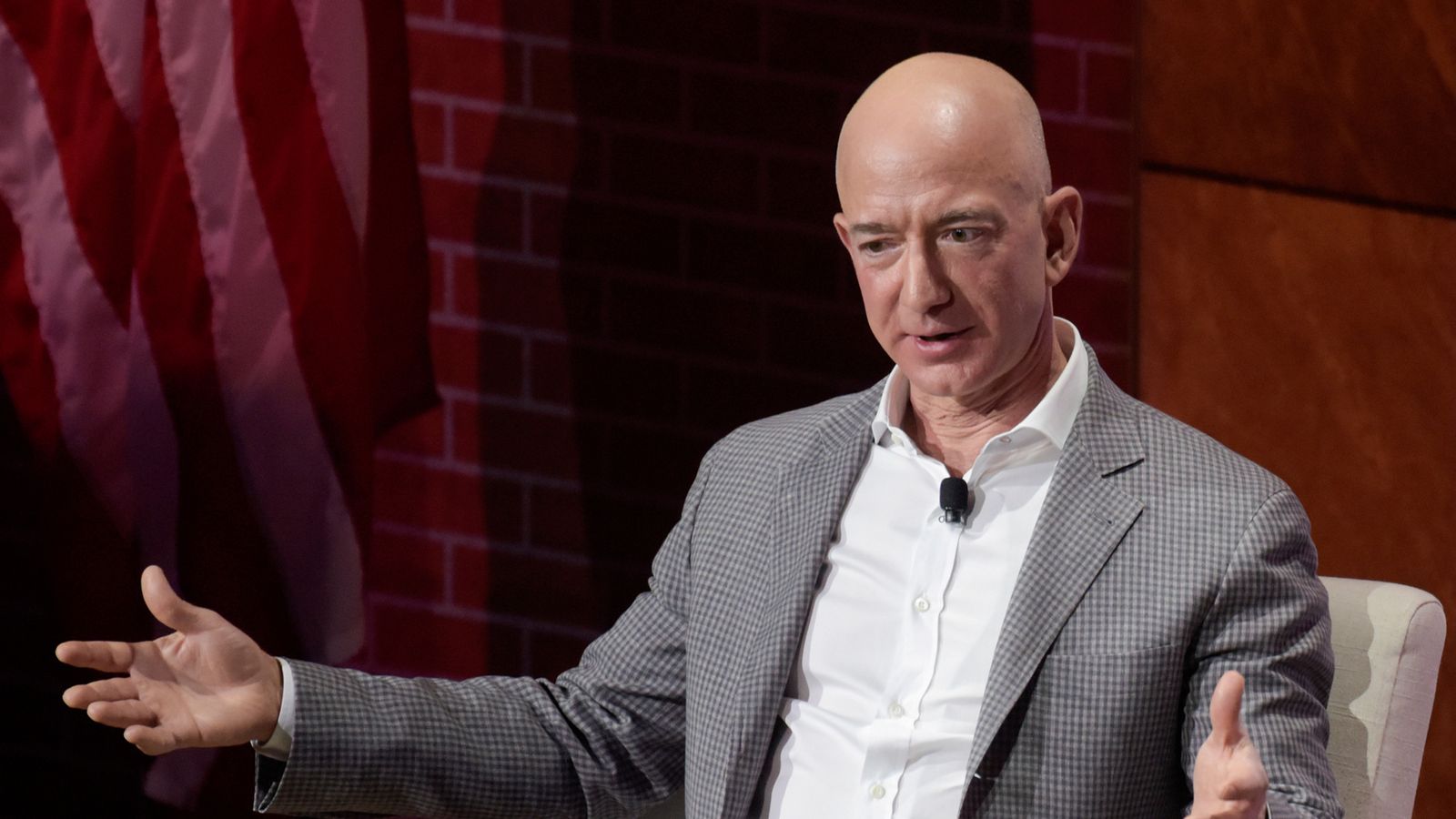 Amazon boss Jeff Bezos is richest man in modern history - Bloomberg ...