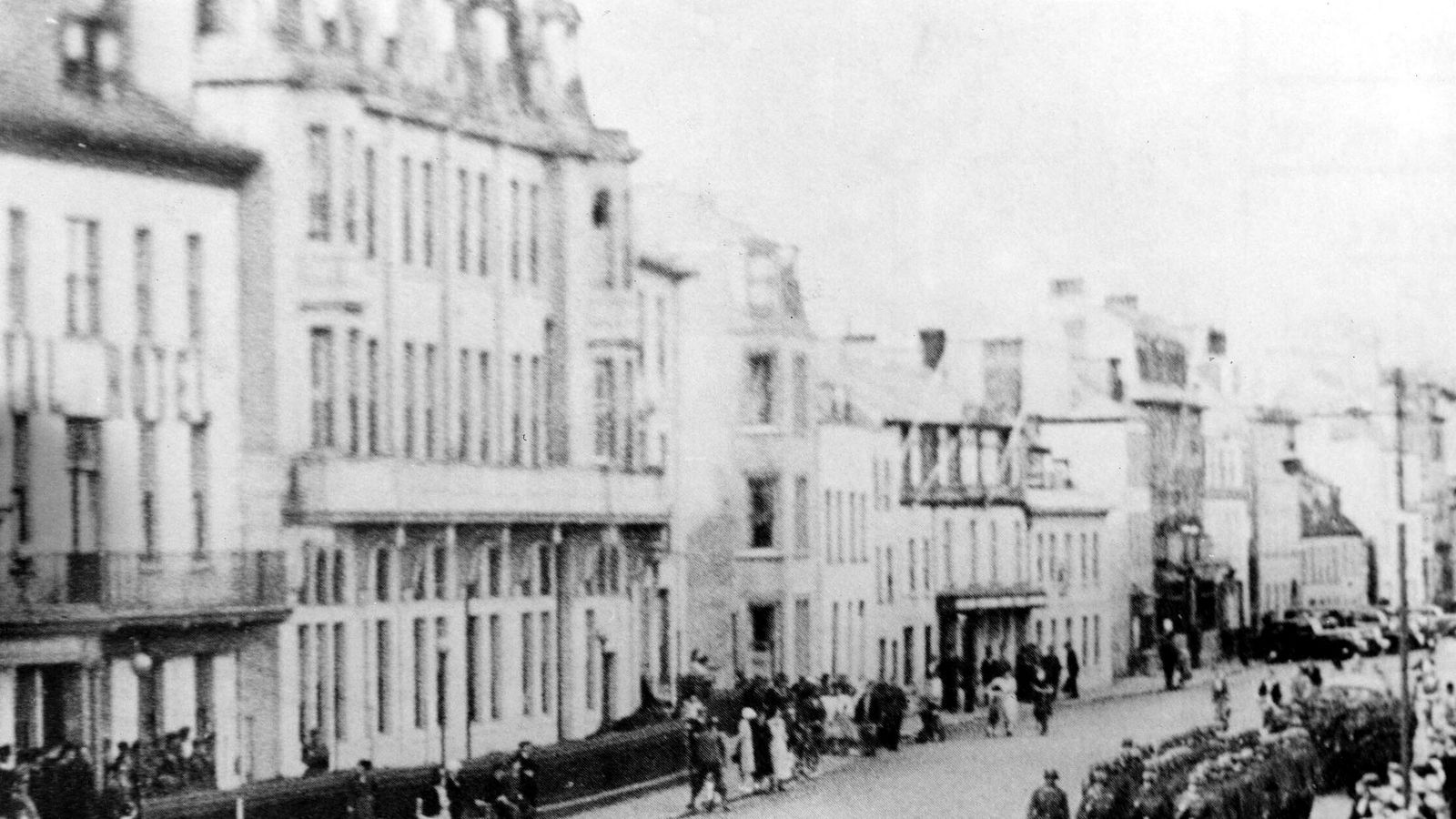 German soldiers return to Guernsey for first time since WWII occupation