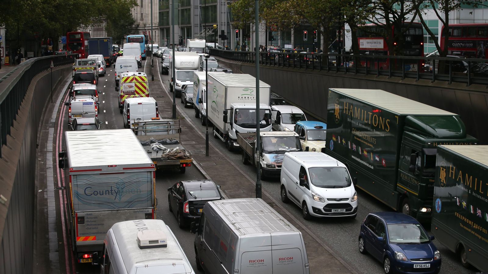 Revealed England s Worst Cities For Traffic Jams outside London UK