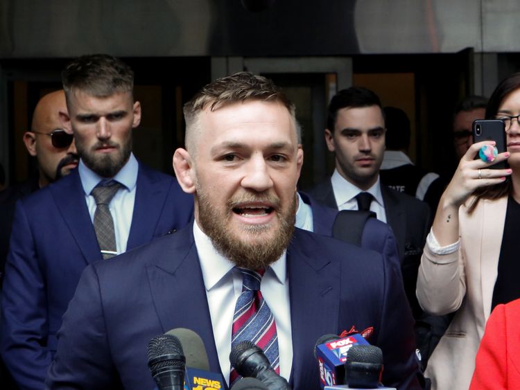 
MMA-UFC/MCGREGORRTX6CWKB26 Jul. 2018Brooklyn, UNITED STATESMixed martial arts (MMA) fighter Conor McGregor speaks to the media as he exits the court after appearing in the Brooklyn court on charges of assault stemming from a melee, in the Brooklyn borough of New York City, U.S., July 26, 2018. REUTERS/Eduardo Munoz