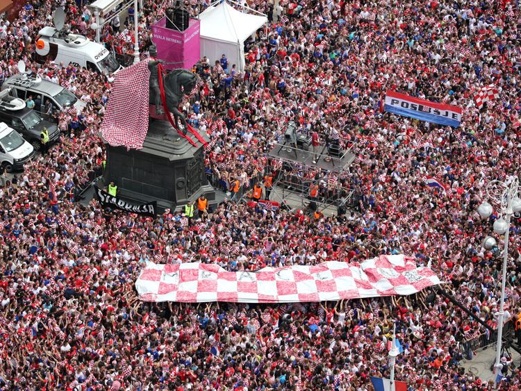 Tens of thousands of people fill the streets of Zagreb