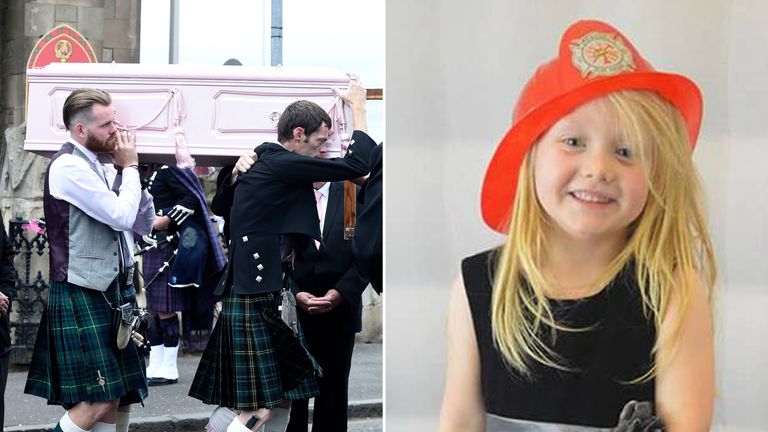 Alesha MacPhail's uncle Calum (left) carry her coffin