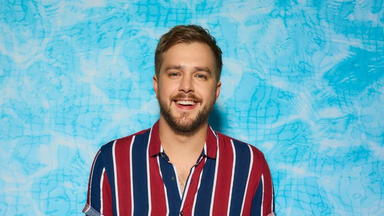 Iain Strirling was a kids TV presenter before becoming the voice of Love Island