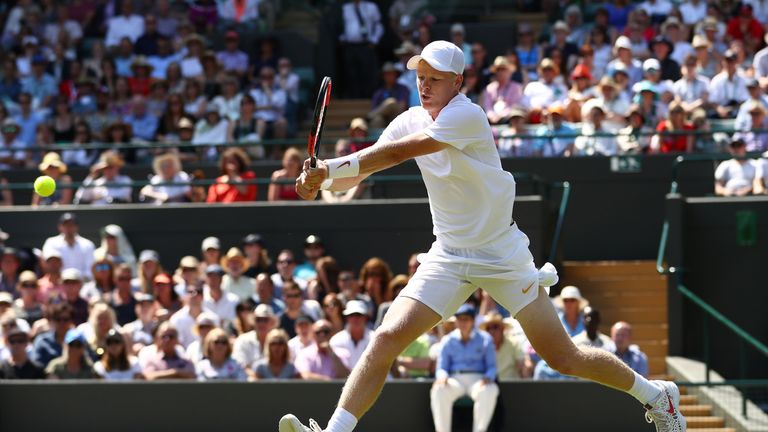 Kyle Edmund says players are "too lazy" to clean up their mess