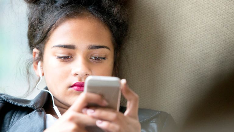 Teenagers are reporting seeing self-harm videos online
