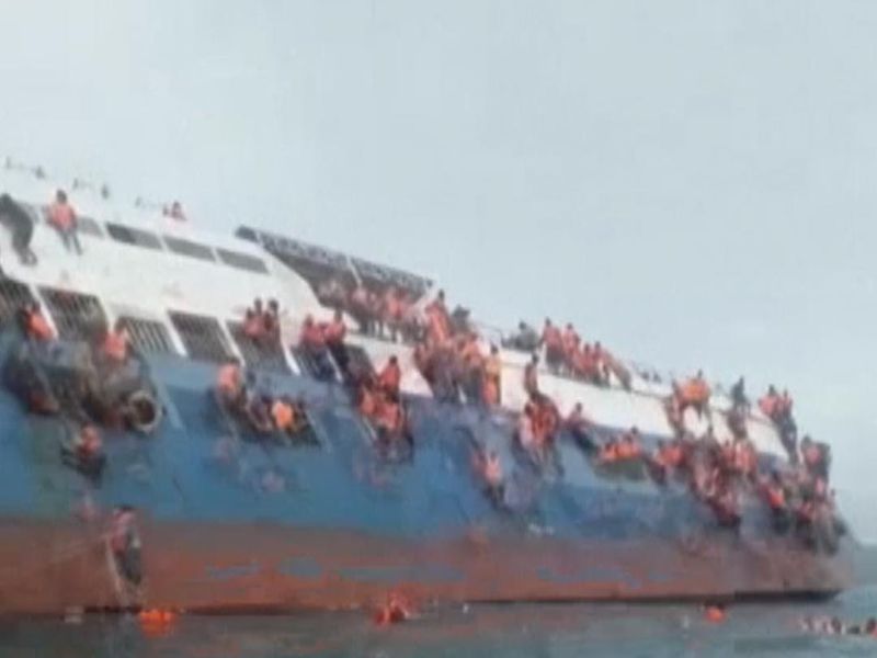 ferry sinking ship