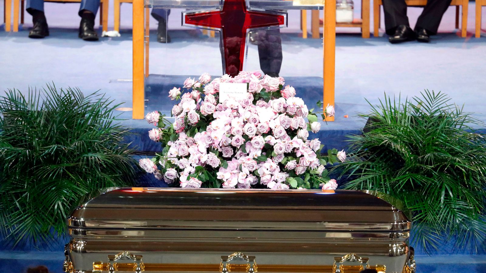 Aretha Franklin: The funeral service that felt more like a celebration ...