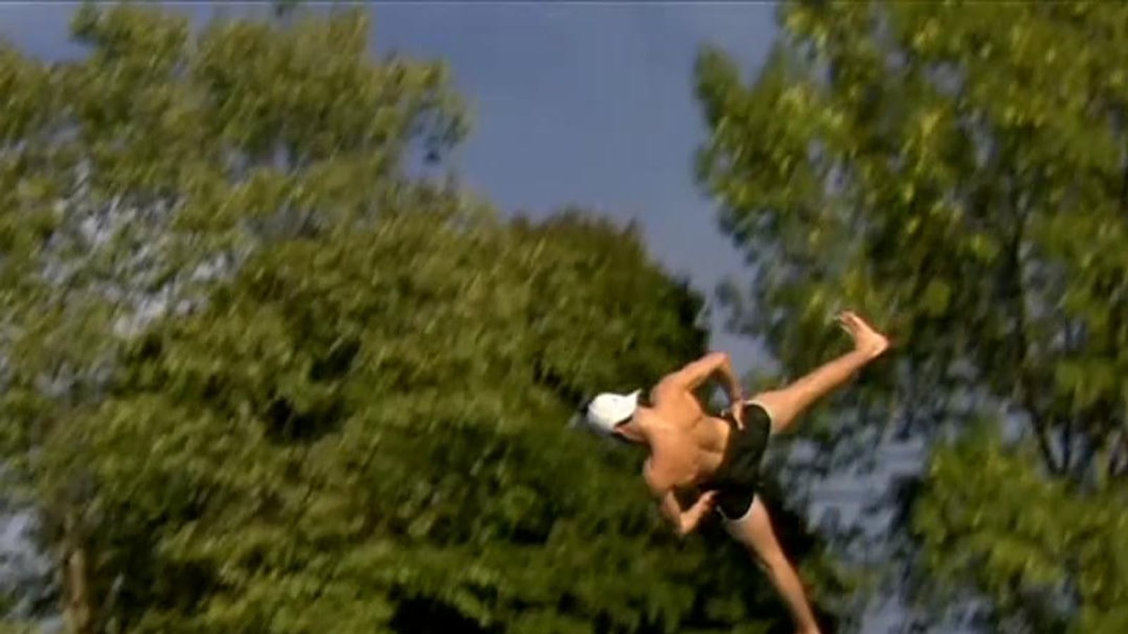 Diving daredevils take the plunge News UK Video News Sky News