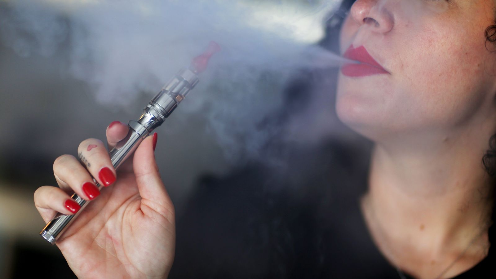 Government must stop overlooking 95 less harmful e cigarettes