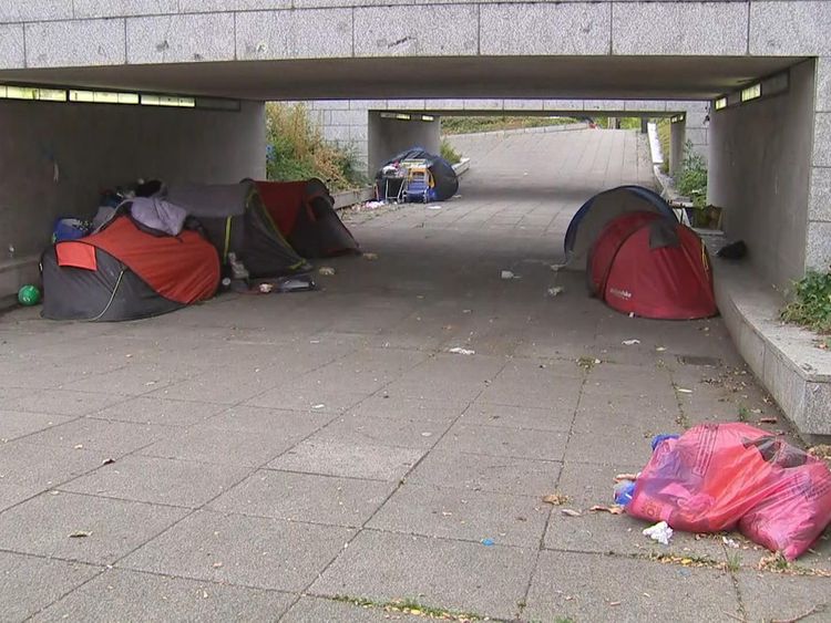 A £100m plan on halving rough sleeping in England by 2022 and eradicating it by 2027 has been launched by the government.